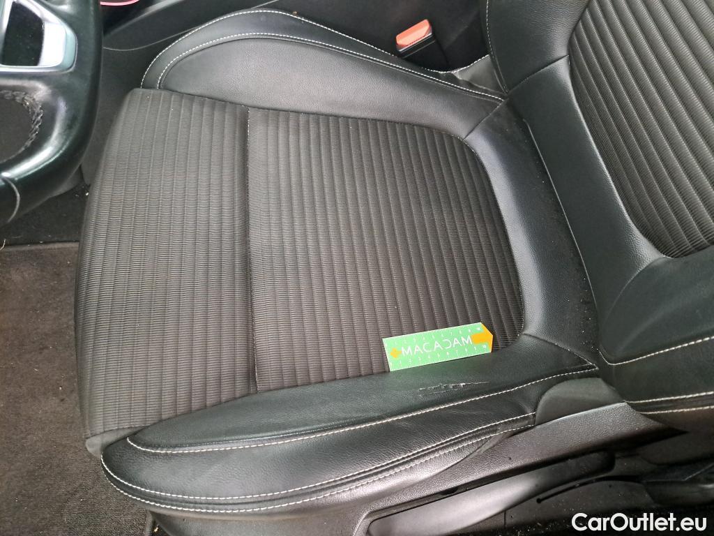  Renault  Scenic RENAULT Scénic / 2016 / 5P / monospace Intens Blue dCi 120 EDC #21