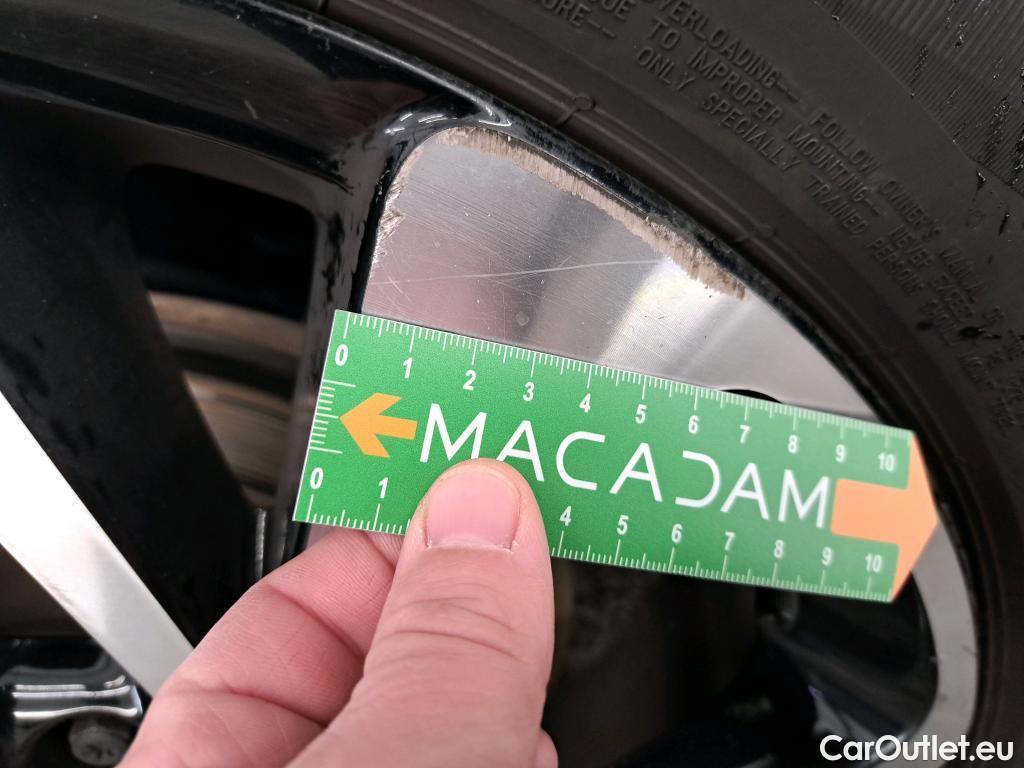  Renault  Scenic RENAULT Scénic / 2016 / 5P / monospace Intens Blue dCi 120 EDC #24