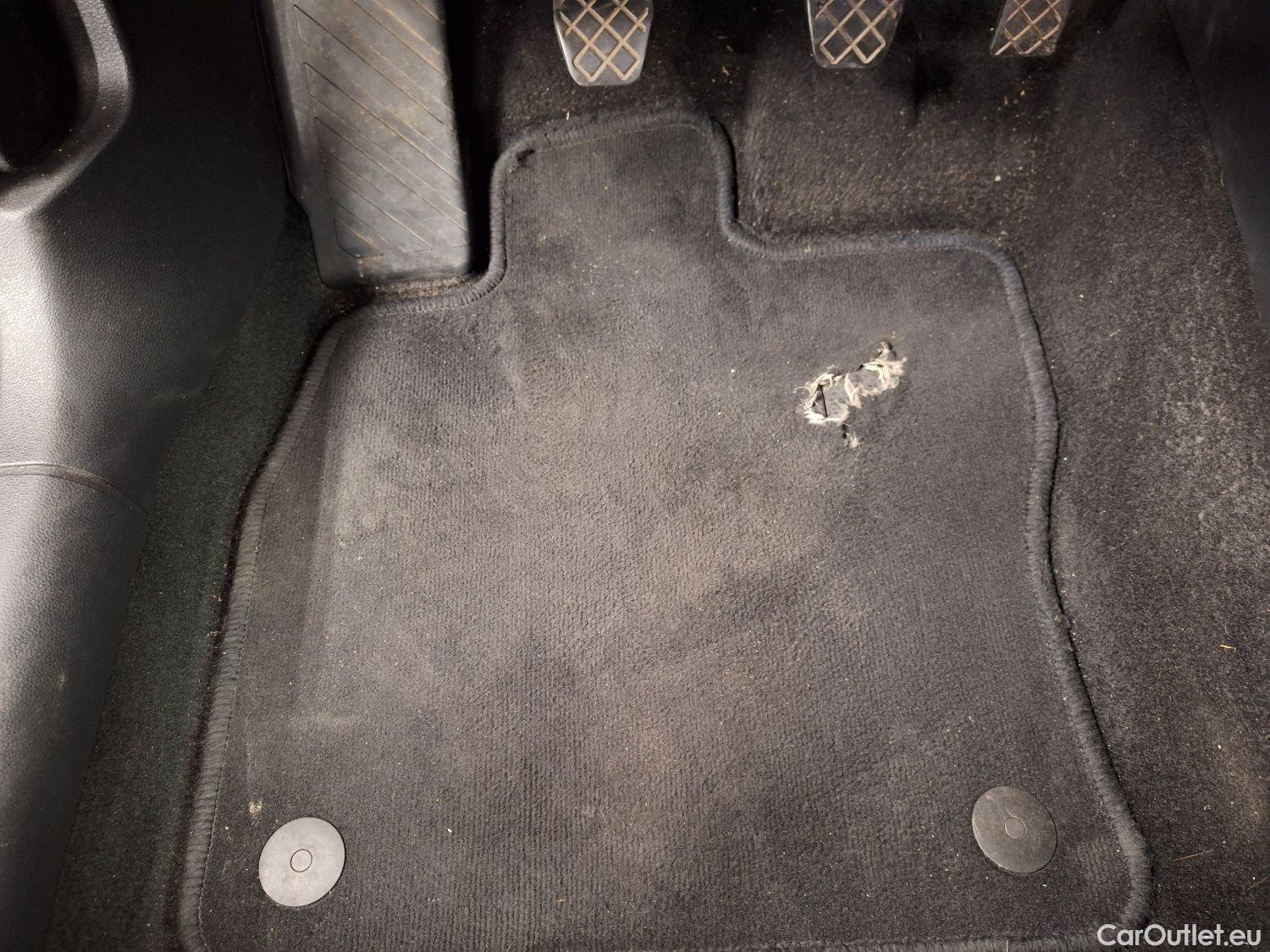  Skoda  Octavia Skoda,  Combi '20, Skoda  Combi 2.0 CRTDI 85kW Ambition 5d #1