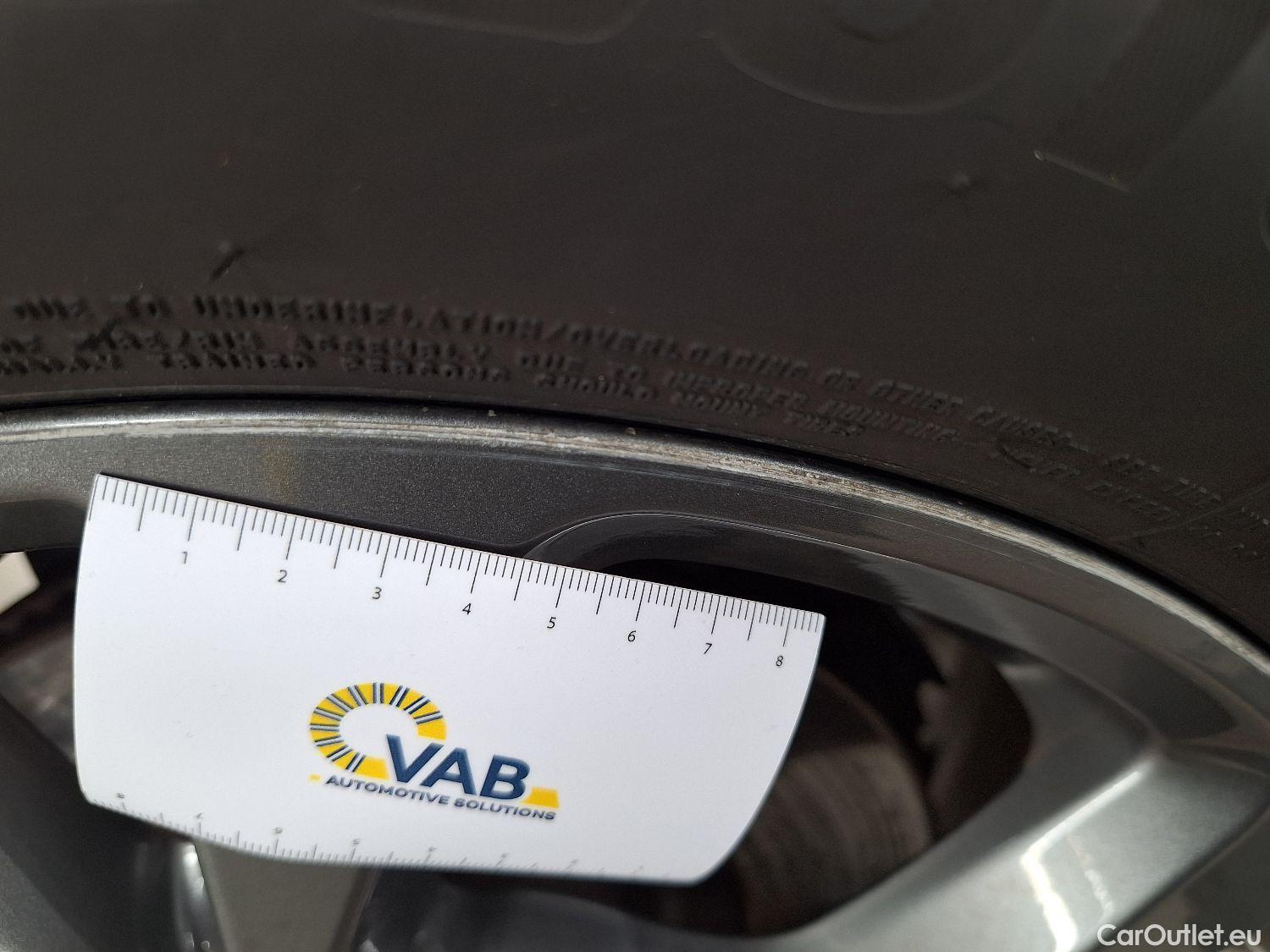  Ford  Kuga Ford,  '19 PHEV, Ford  2.5i PHEV Aut. 165kW ST-Line 5d #26