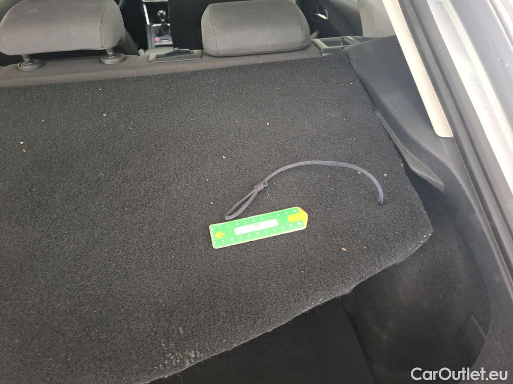  Seat  Leon  Business 1.0 TSI 110CV BVM6 E6d #17