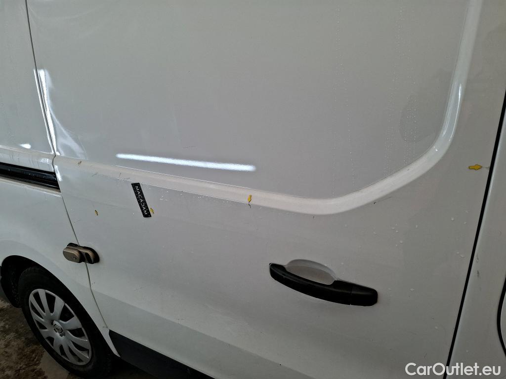  Renault  Trafic RENAULT  / 2019 / 4P / Fourgon tole FG GCF L1H1 1000 dCi 120 #33