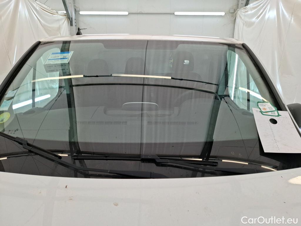  Renault  Trafic RENAULT  / 2019 / 4P / Fourgon tole FG GCF L1H1 1000 dCi 120 #1