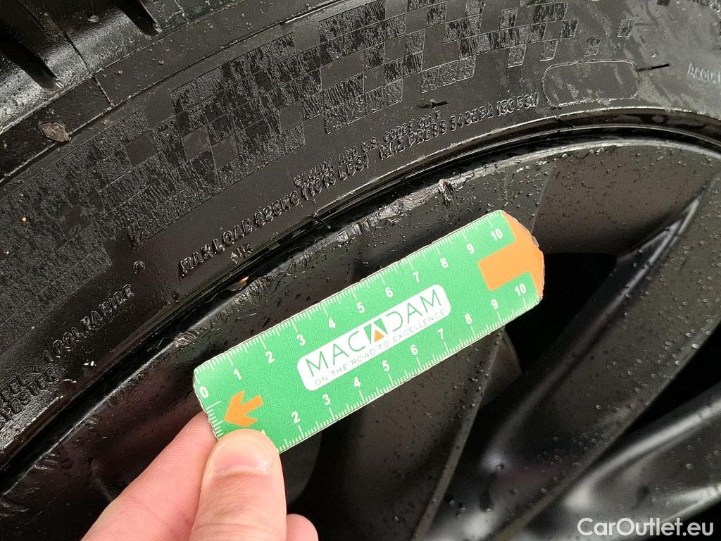  Tesla  Model Y TESLA  / 2020 / 5P / SUV Grand Autonomie Dual Motor AWD #9