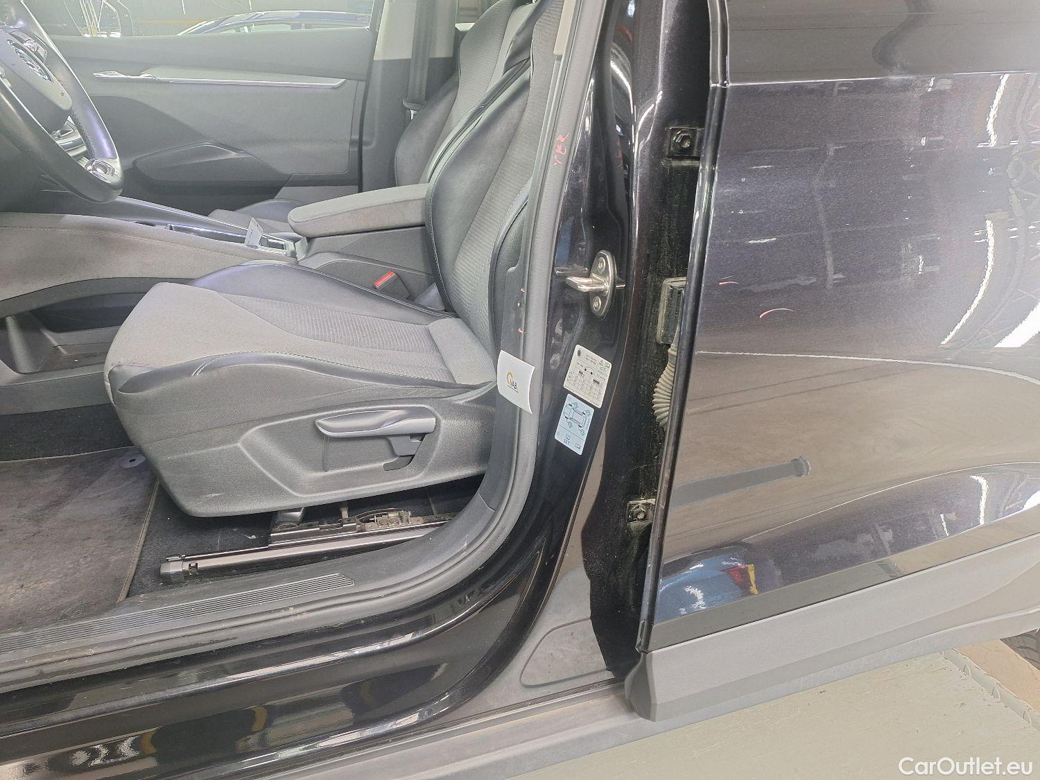  Skoda  ENYAQ Skoda,  '21 BEV, Skoda  iV 80 5d #32