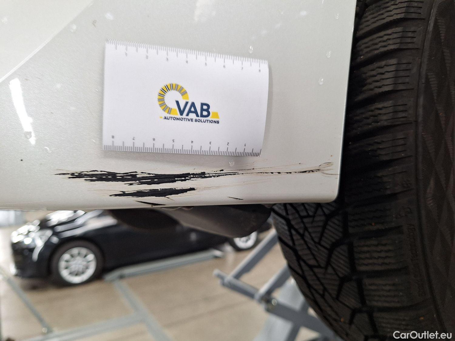  Peugeot  208 Peugeot,  '19, Peugeot  1.5 BlueHDi 100 MAN6 S&S ?6.2 Active 5 #13