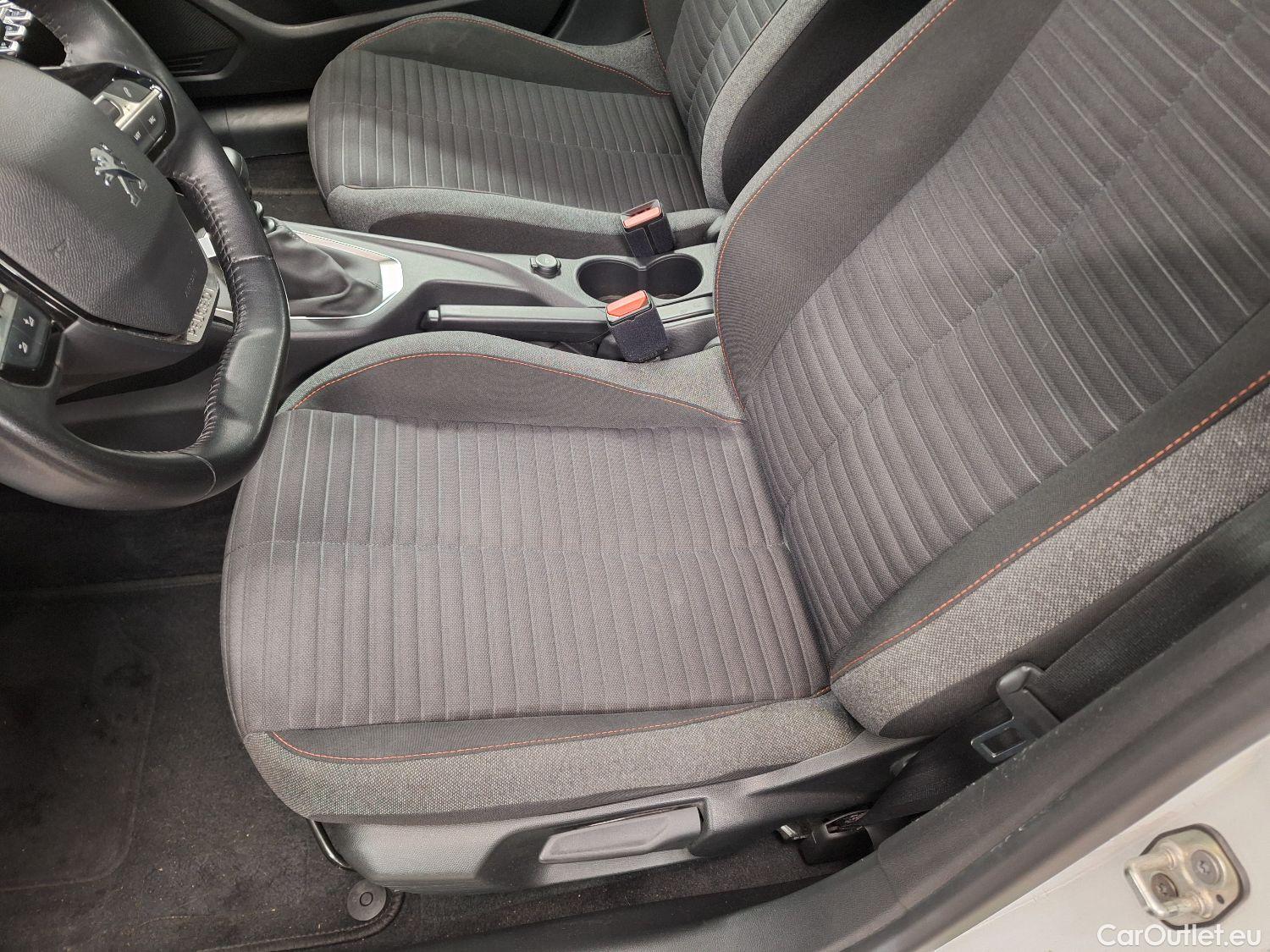  Peugeot  208 Peugeot,  '19, Peugeot  1.5 BlueHDi 100 MAN6 S&S ?6.2 Active 5 #25