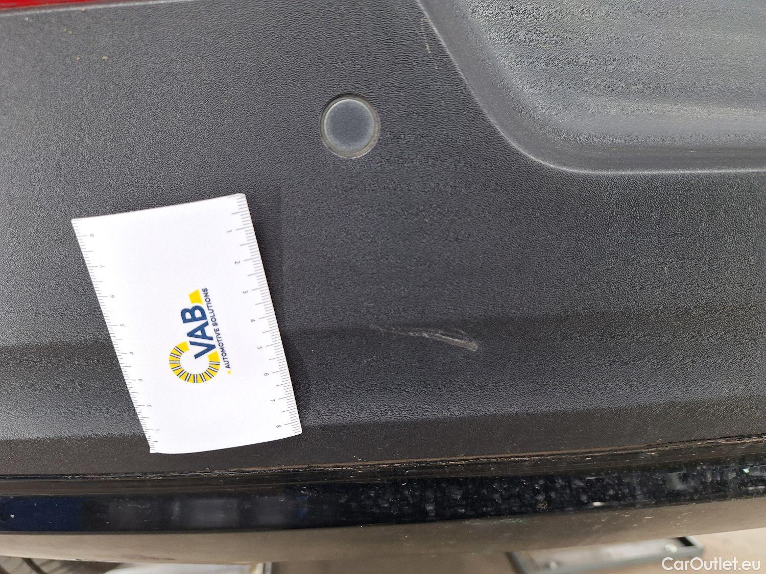  Volvo  XC 40 Volvo, XC40 '17, Volvo XC40 T3 Geartronic R-Design 5d #7