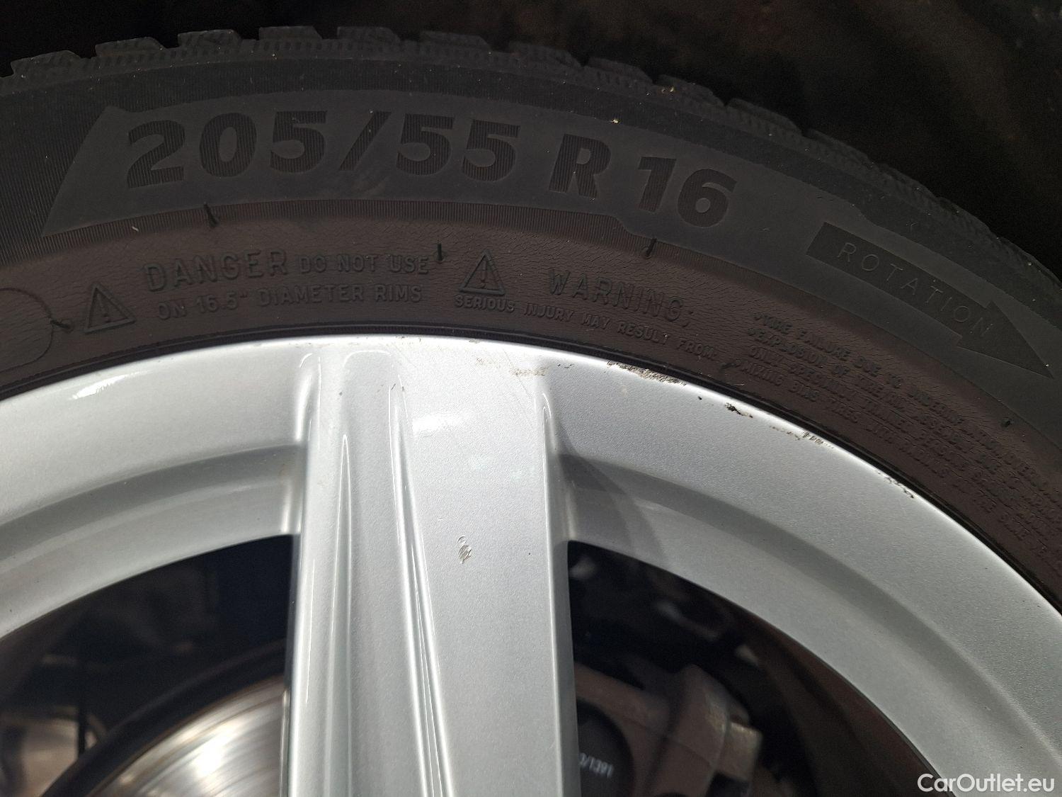  Audi  A3 Audi,  Sportback FL'16, Audi  Sportback 1.0 30 TFSi 85kW S tronic 5d #6