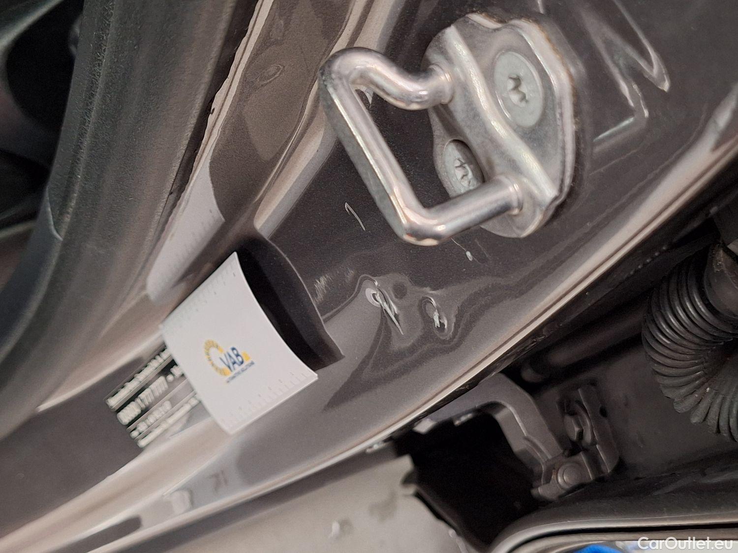  Mercedes  GLB Mercedes,  '19, Mercedes-Benz   200 d 5d #19