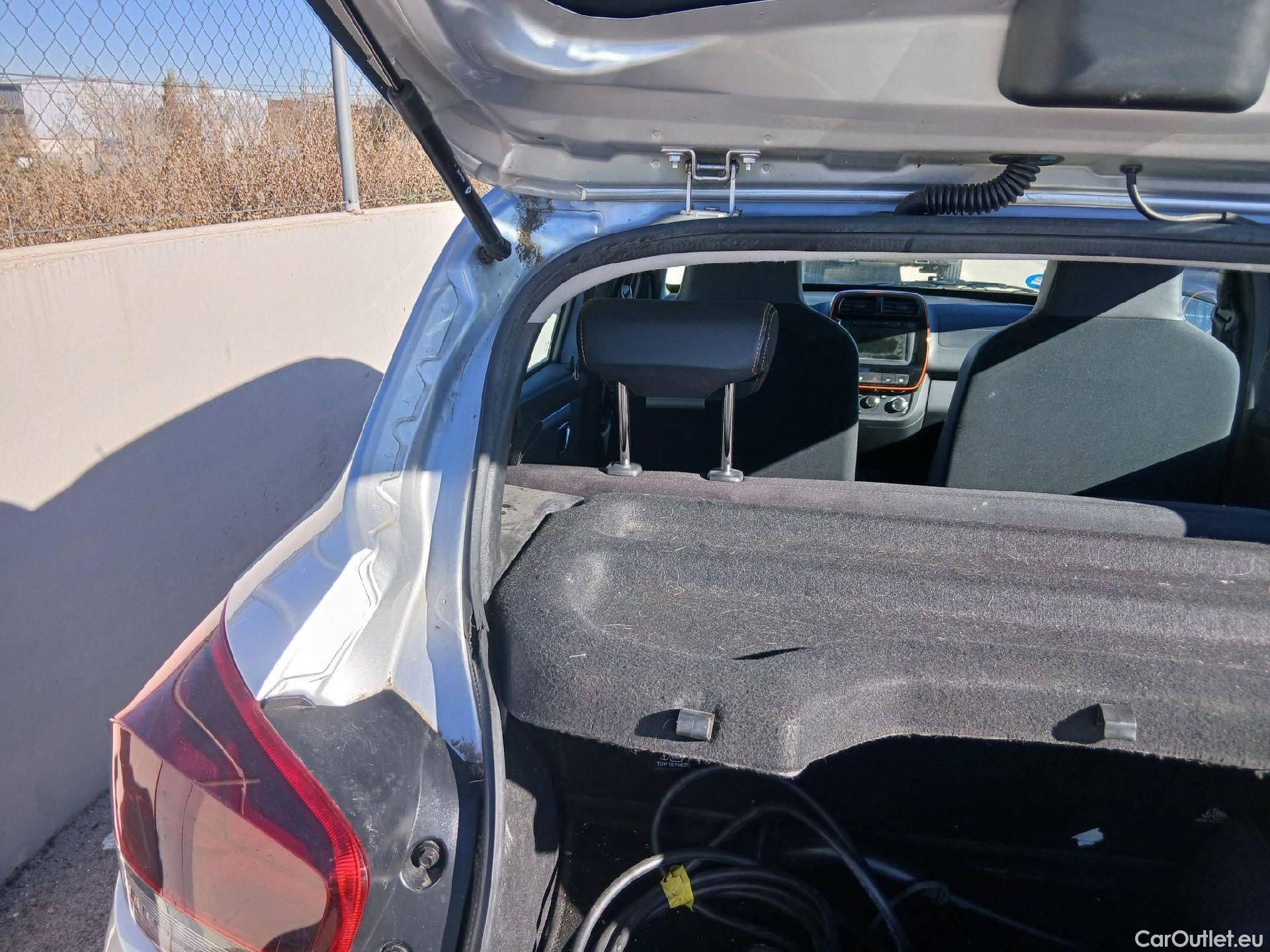  Dacia  Spring DACIA  / 2021 / 5P / berlina con portón Comfort Plus Electric 33kW (45CV) (AC) #6