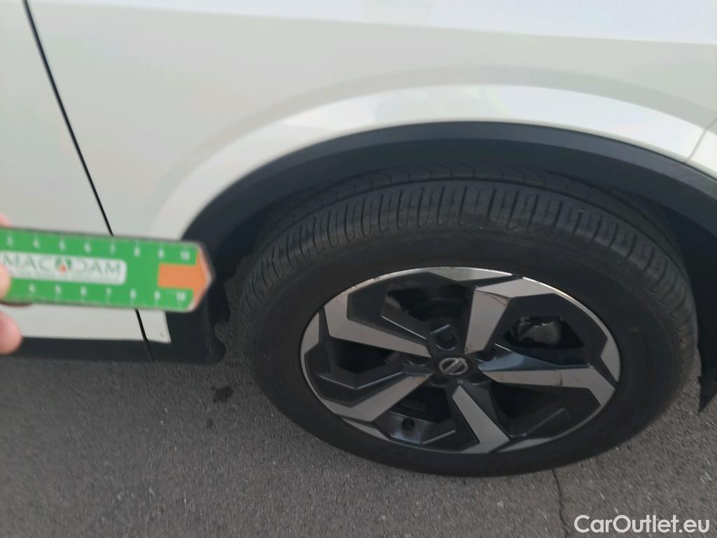  Nissan  Qashqai NISSAN  / 2021 / 5P / todoterreno DIG-T 116kW Xtronic N-Connecta (Skyline) #3