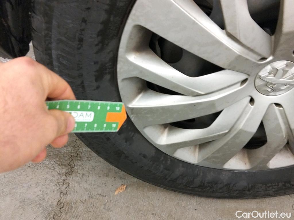  Peugeot  RIFTER PEUGEOT  / 2018 / 4P / combi Active Standard BlueHDi 73kW (IND) (AC2) #28