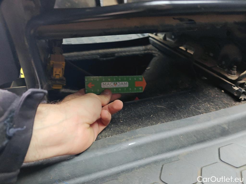  Opel  Combo OPEL  Life / 2018 / 5P / combi 1.5 TD 75kW (100CV) S/S Edition L (IND) #42