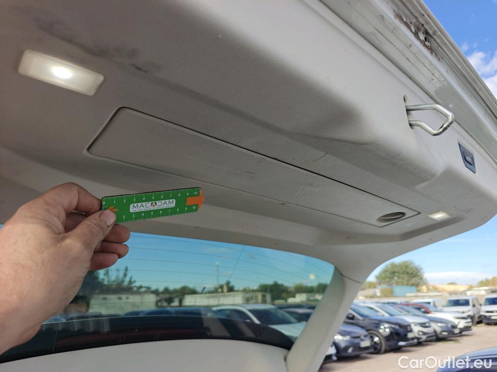  Bmw  Serie 3 BMW  / 2015 / 5P / familiar 330d Touring #12