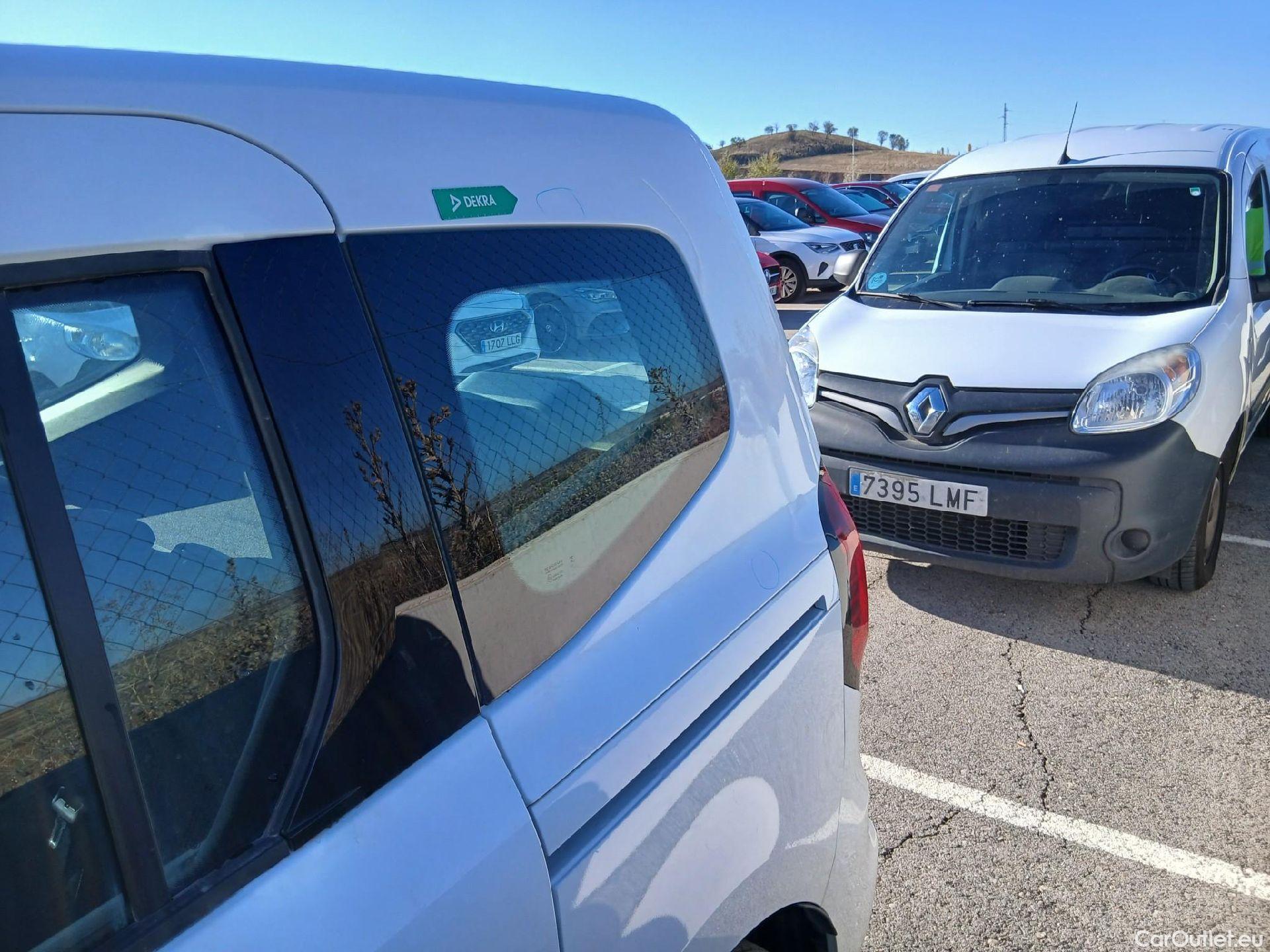  Renault  Kangoo RENAULT  Combi / 2021 / 5P / combi Life Edition One 1.5 Blue dCi 70kW(95CV) (IND)(AC) #15