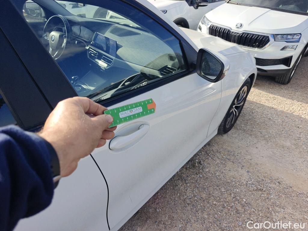  Bmw  Serie 3 BMW  / 2015 / 5P / familiar 330d Touring #7