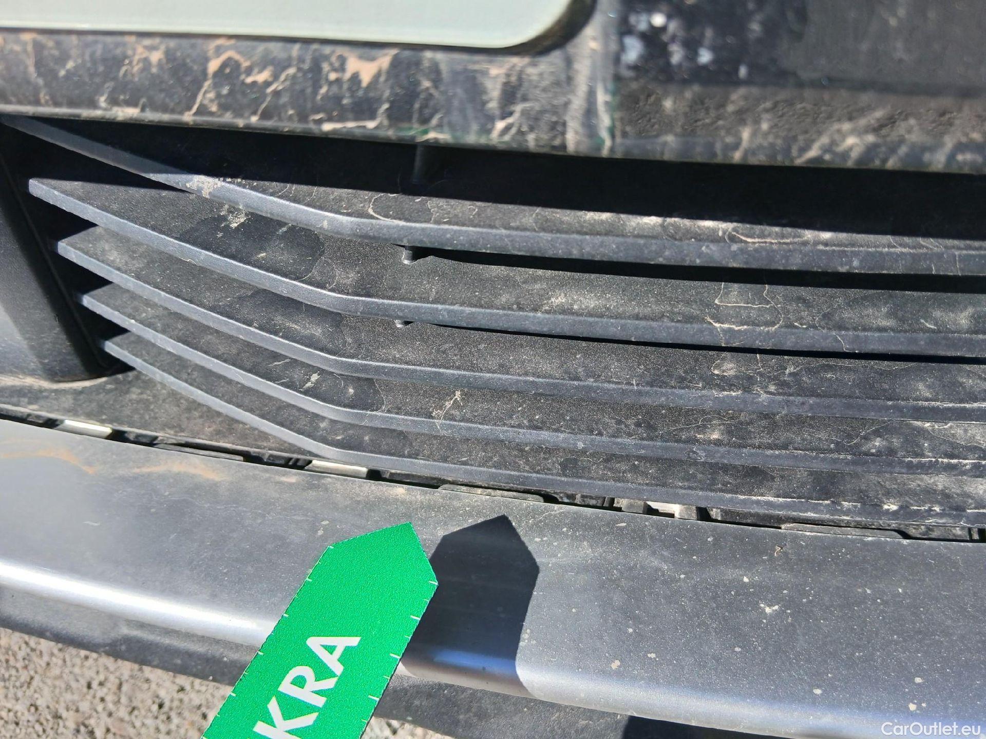  Peugeot  3008 PEUGEOT  / 2020 / 5P / todoterreno 1.5 BlueHDi 96kW (130CV) S&S Allure EAT8 #8