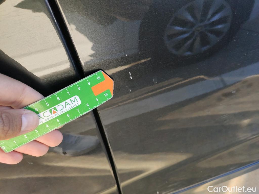  Bmw  Serie 5 BMW  / 2020 / 4P / sedán 530e #4