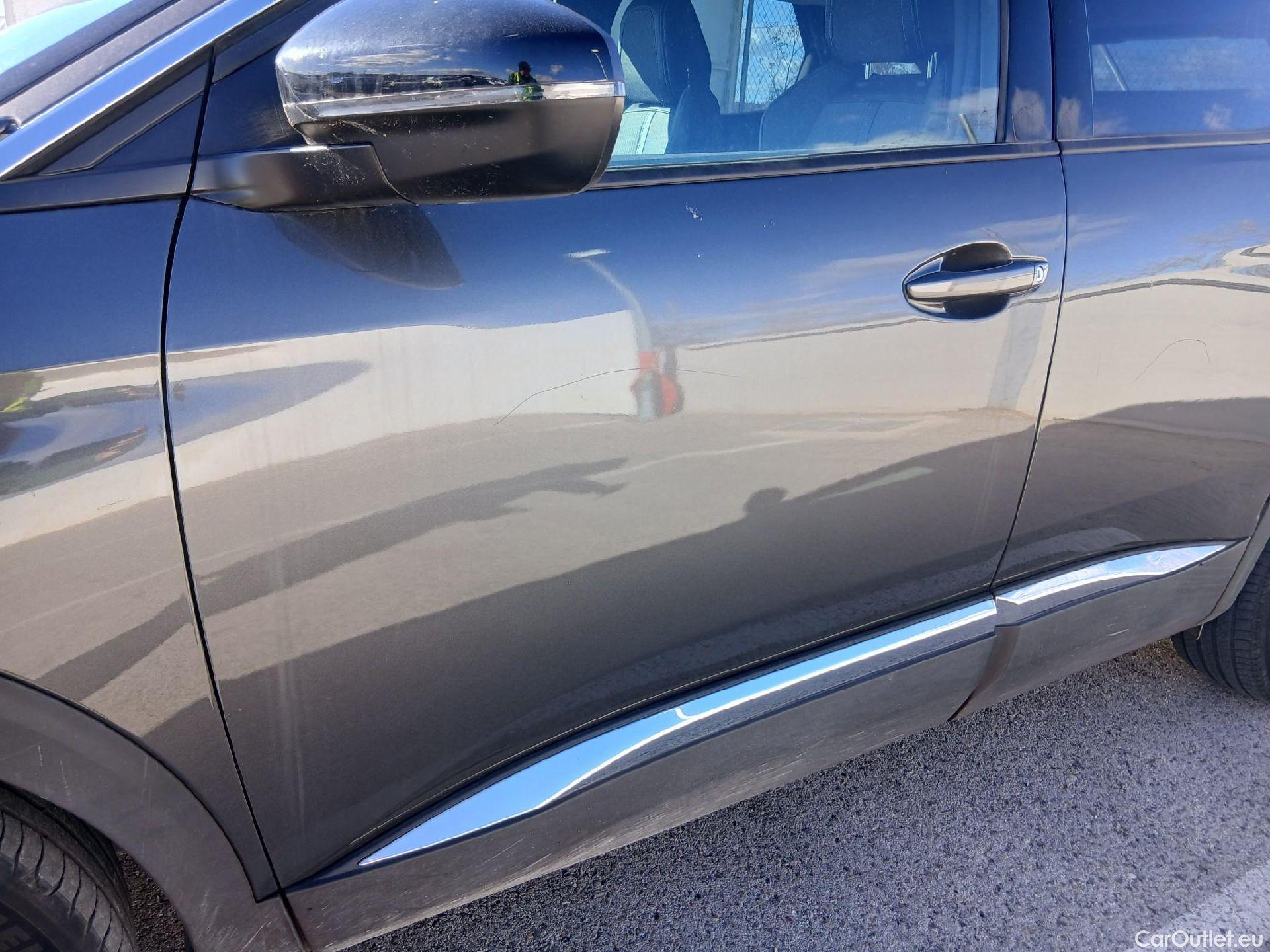  Peugeot  3008 PEUGEOT  / 2020 / 5P / todoterreno 1.5 BlueHDi 96kW (130CV) S&S Allure EAT8 #15