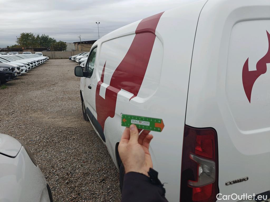  Opel  Combo OPEL  / 2018 / 4P / furgón derivado de turismo 1.5TD 75kW (100CV) Express XL H1 1000kg #19