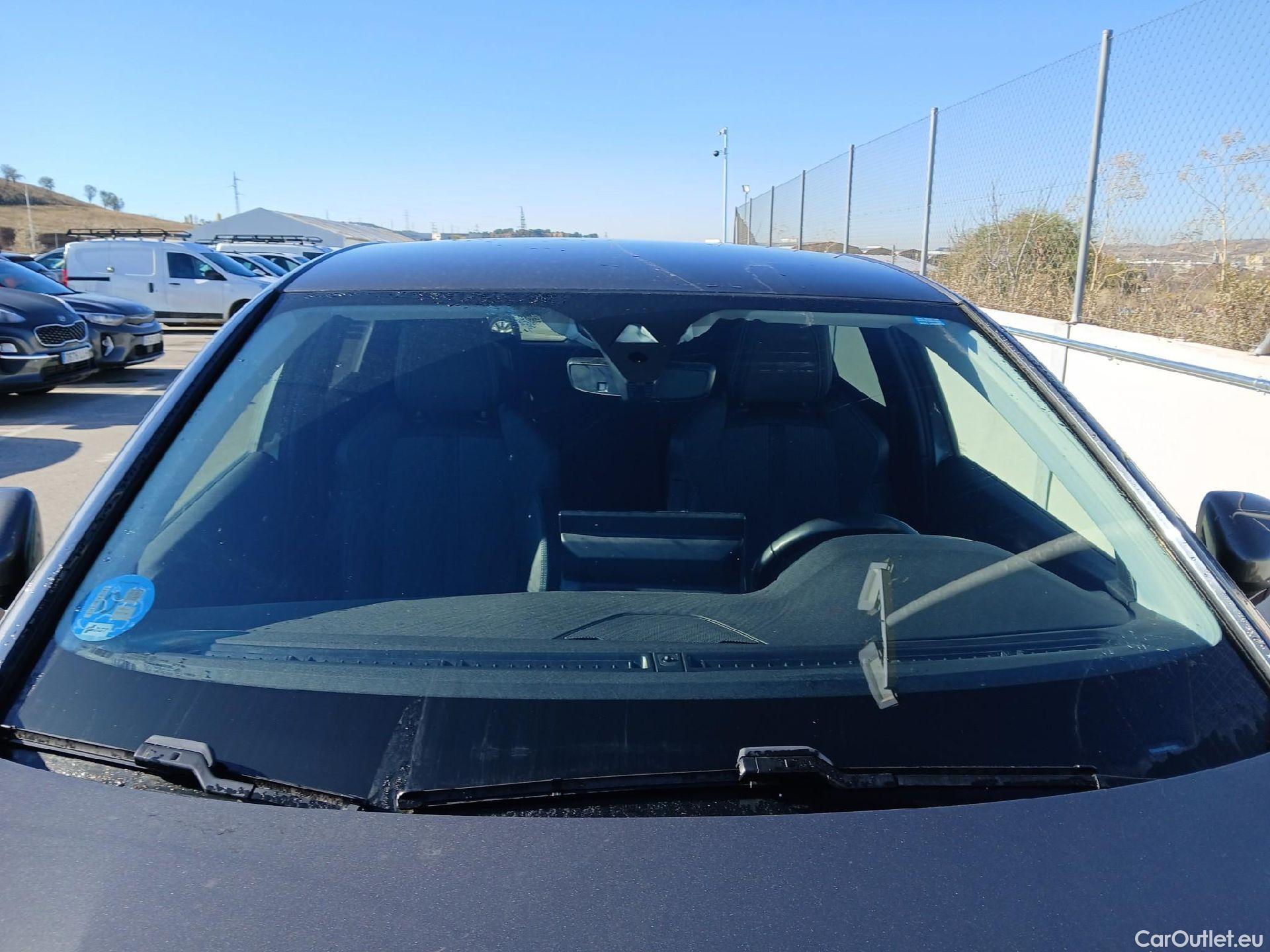  Peugeot  3008 PEUGEOT  Hybrid / 2020 / 5P / todoterreno 225 e-EAT8 Allure (AC2) #13