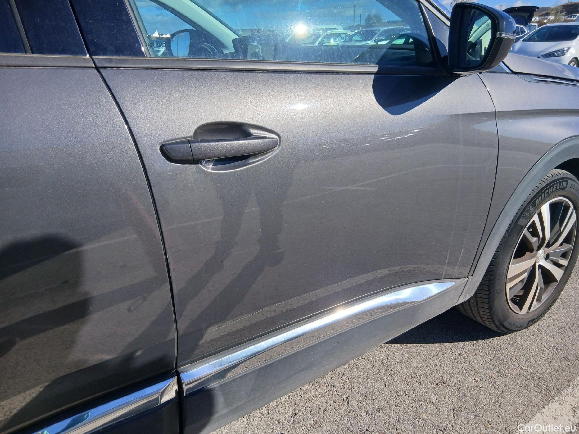  Peugeot  3008 PEUGEOT  / 2020 / 5P / todoterreno 1.5 BlueHDi 96kW (130CV) S&S Allure EAT8 #47