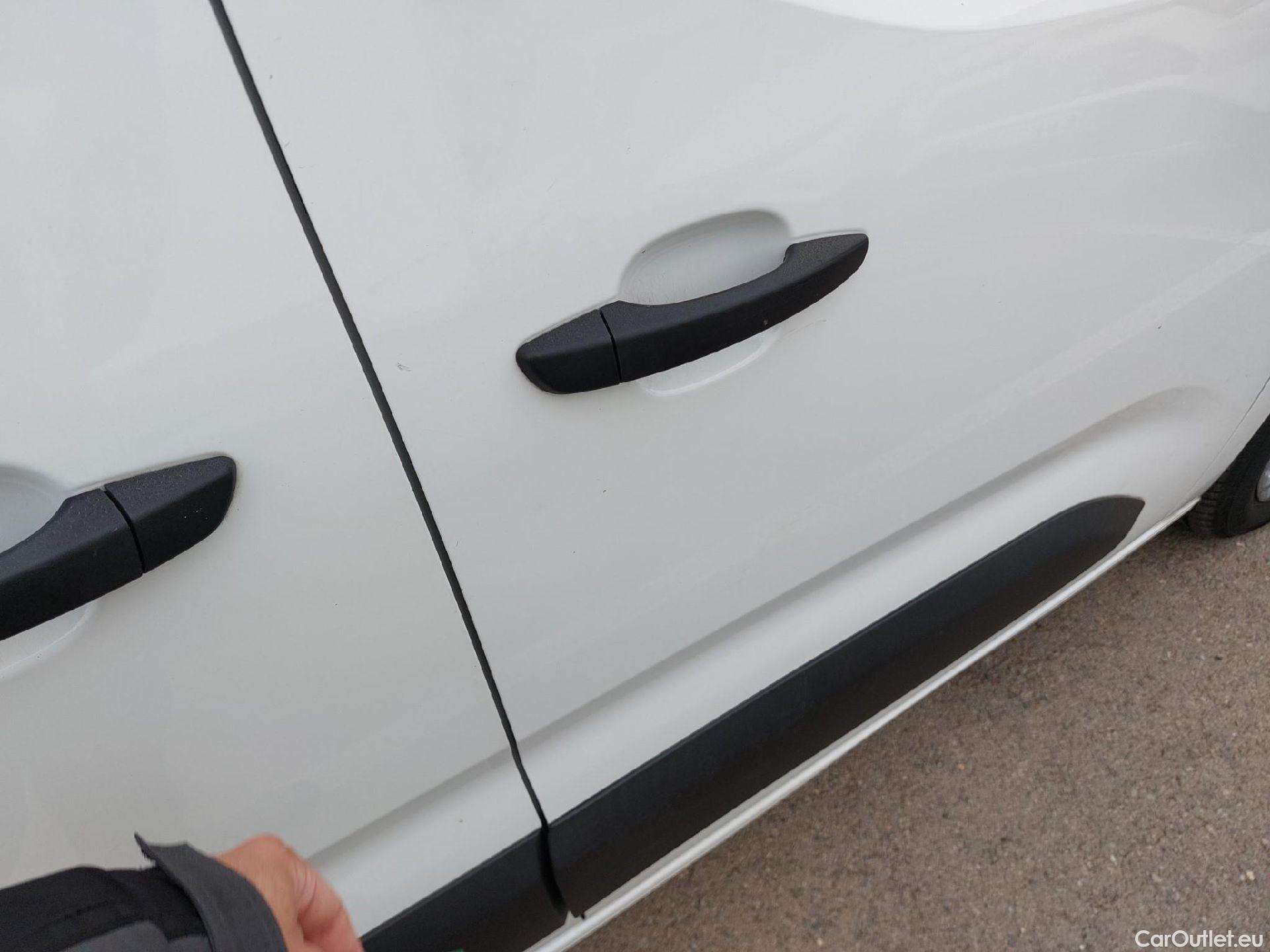  Citroen  Berlingo  Combi Live Pack M 1.5 BlueHDi 100CV MT6 E6d #29