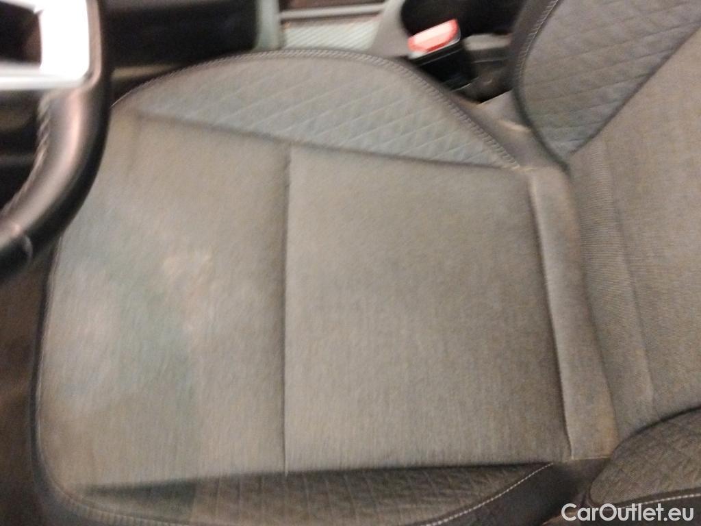  Renault  Captur RENAULT  / 2020 / 5P / todoterreno Intens TCe 90 #9