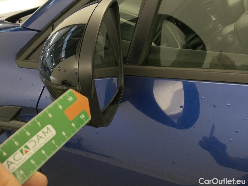  Renault  Captur RENAULT  / 2020 / 5P / todoterreno Intens TCe 90 #26