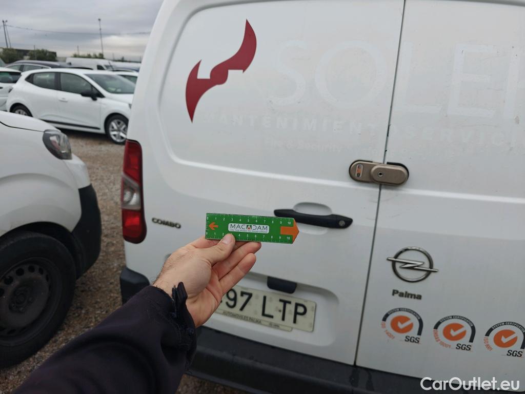  Opel  Combo OPEL  / 2018 / 4P / furgón derivado de turismo 1.5TD 75kW (100CV) Express XL H1 1000kg #89