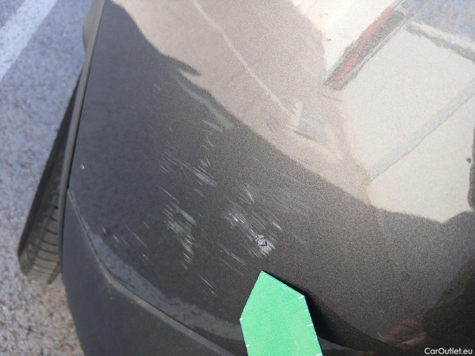  Peugeot  3008 PEUGEOT  / 2020 / 5P / todoterreno 1.5 BlueHDi 96kW (130CV) S&S Allure EAT8 #28