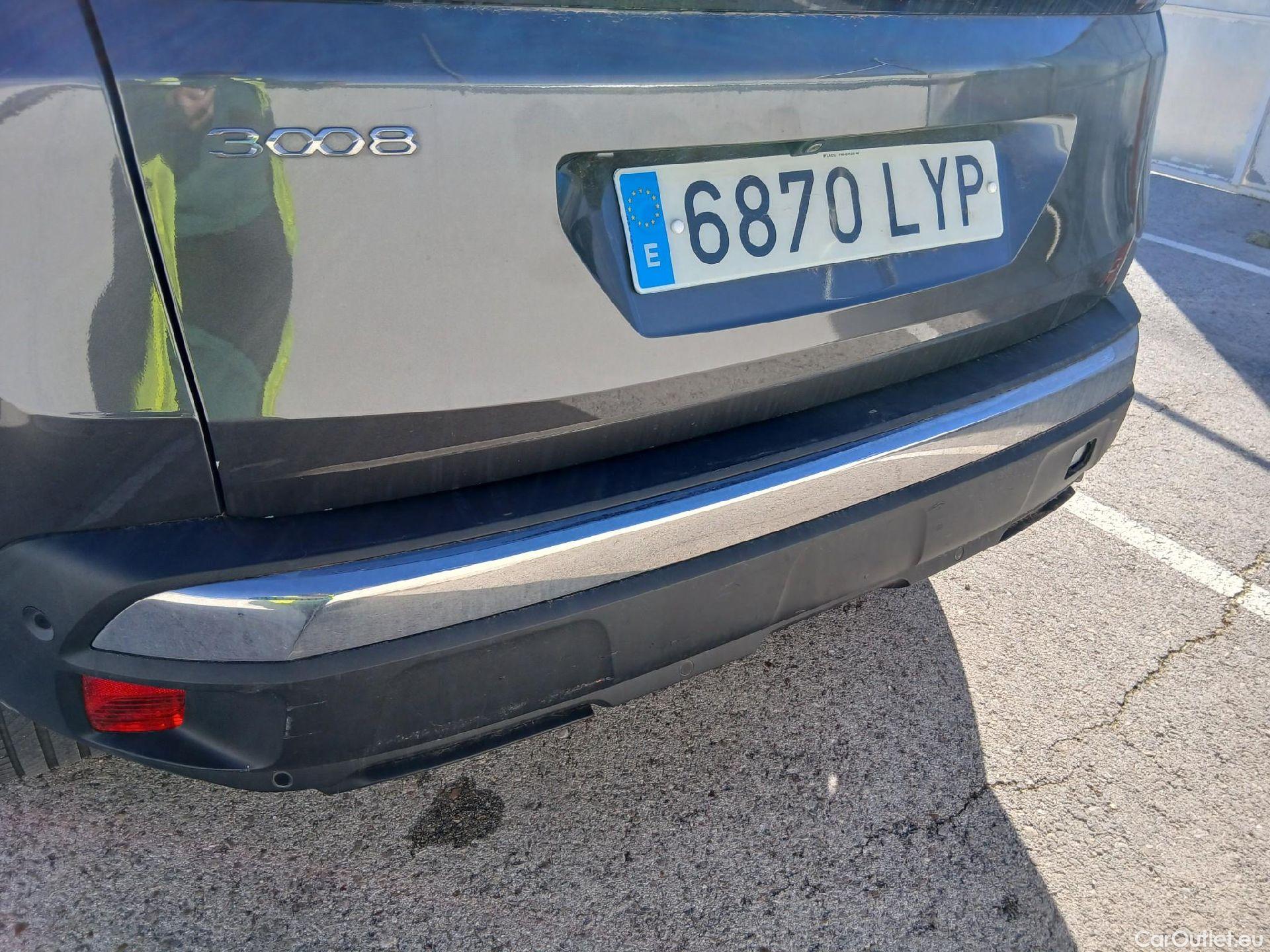  Peugeot  3008 PEUGEOT  / 2020 / 5P / todoterreno 1.5 BlueHDi 96kW (130CV) S&S Allure EAT8 #32