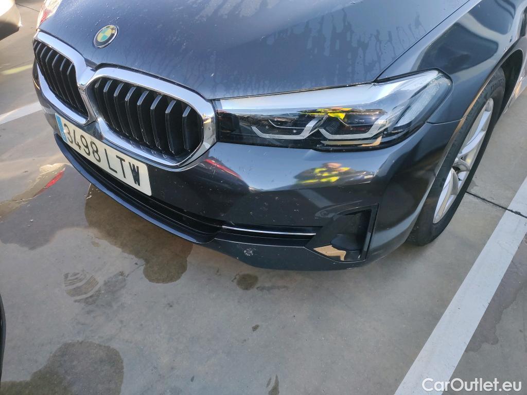  Bmw  Serie 5 BMW  / 2020 / 4P / sedán 530e #13