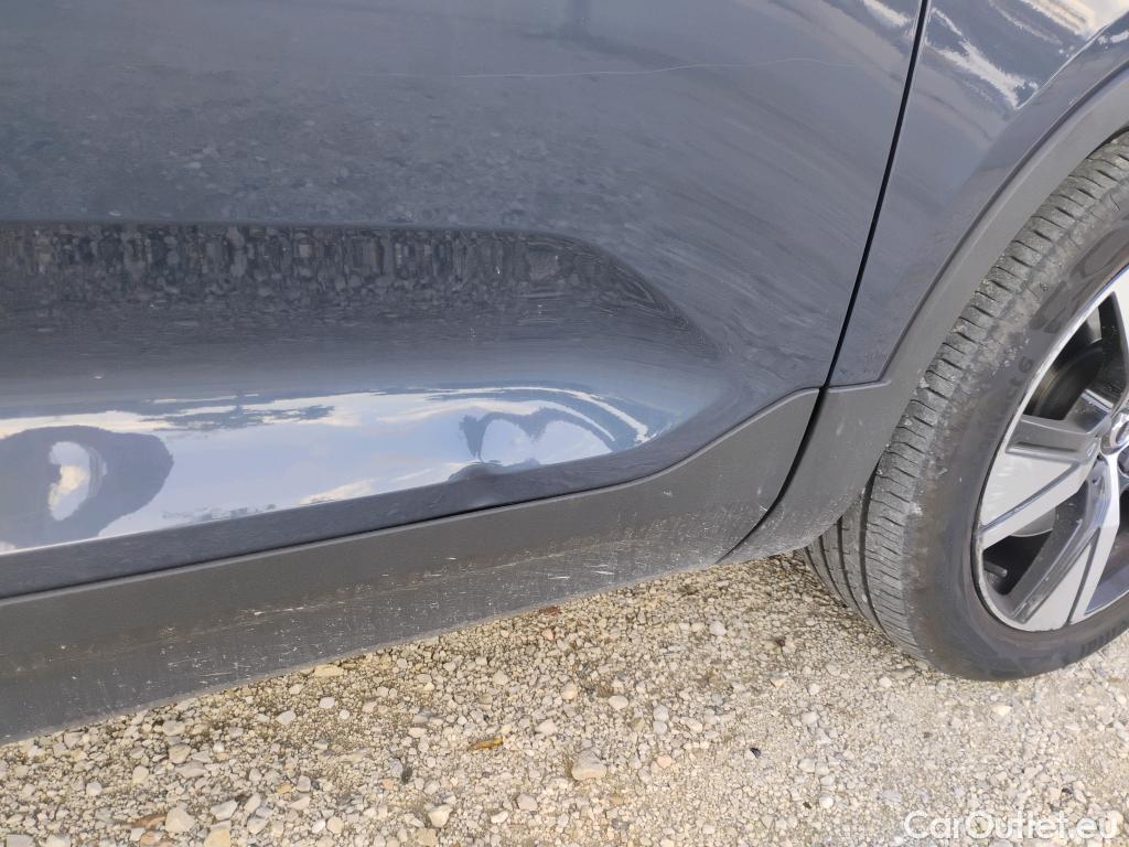  Volvo  XC 40 VOLVO XC40 / 2017 / 5P / todoterreno 1.5 T4 Twin Recharge R-Design Auto #15