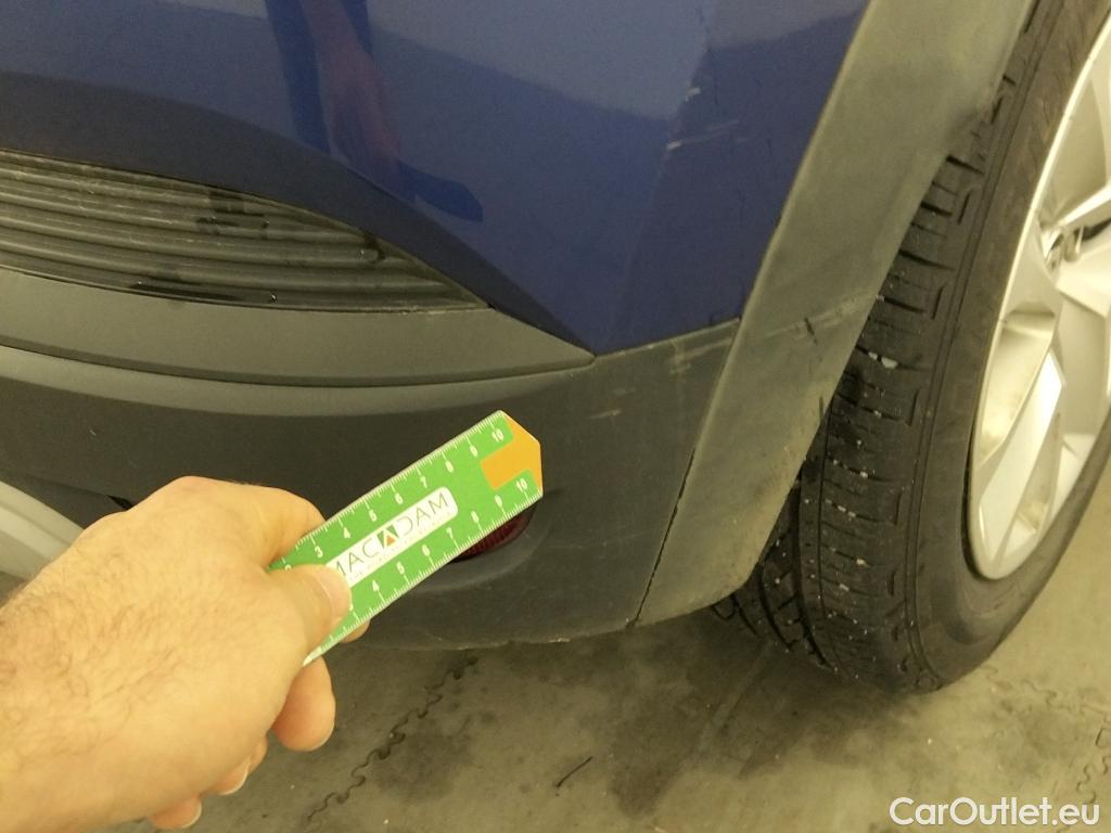  Renault  Captur RENAULT  / 2020 / 5P / todoterreno Intens TCe 90 #8