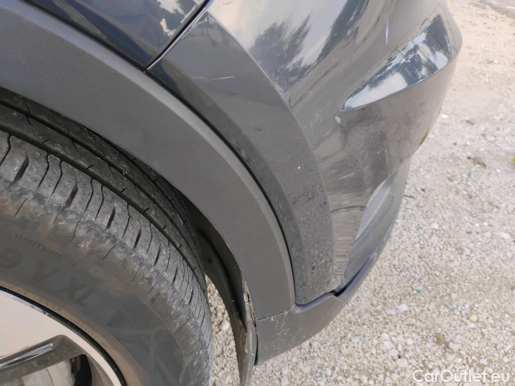  Volvo  XC 40 VOLVO XC40 / 2017 / 5P / todoterreno 1.5 T4 Twin Recharge R-Design Auto #26