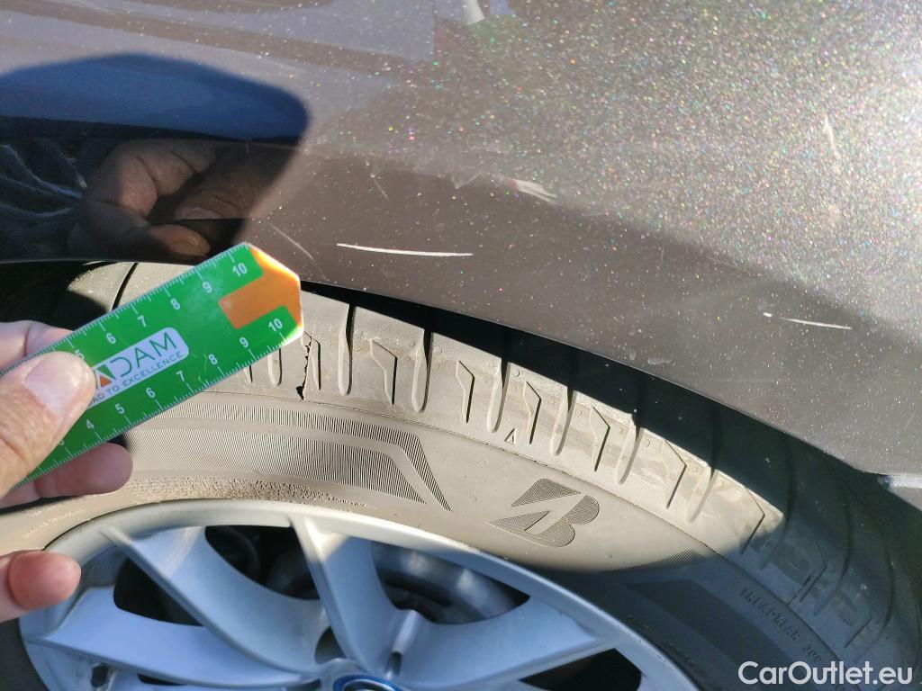  Bmw  Serie 5 BMW  / 2020 / 4P / sedán 530e #6