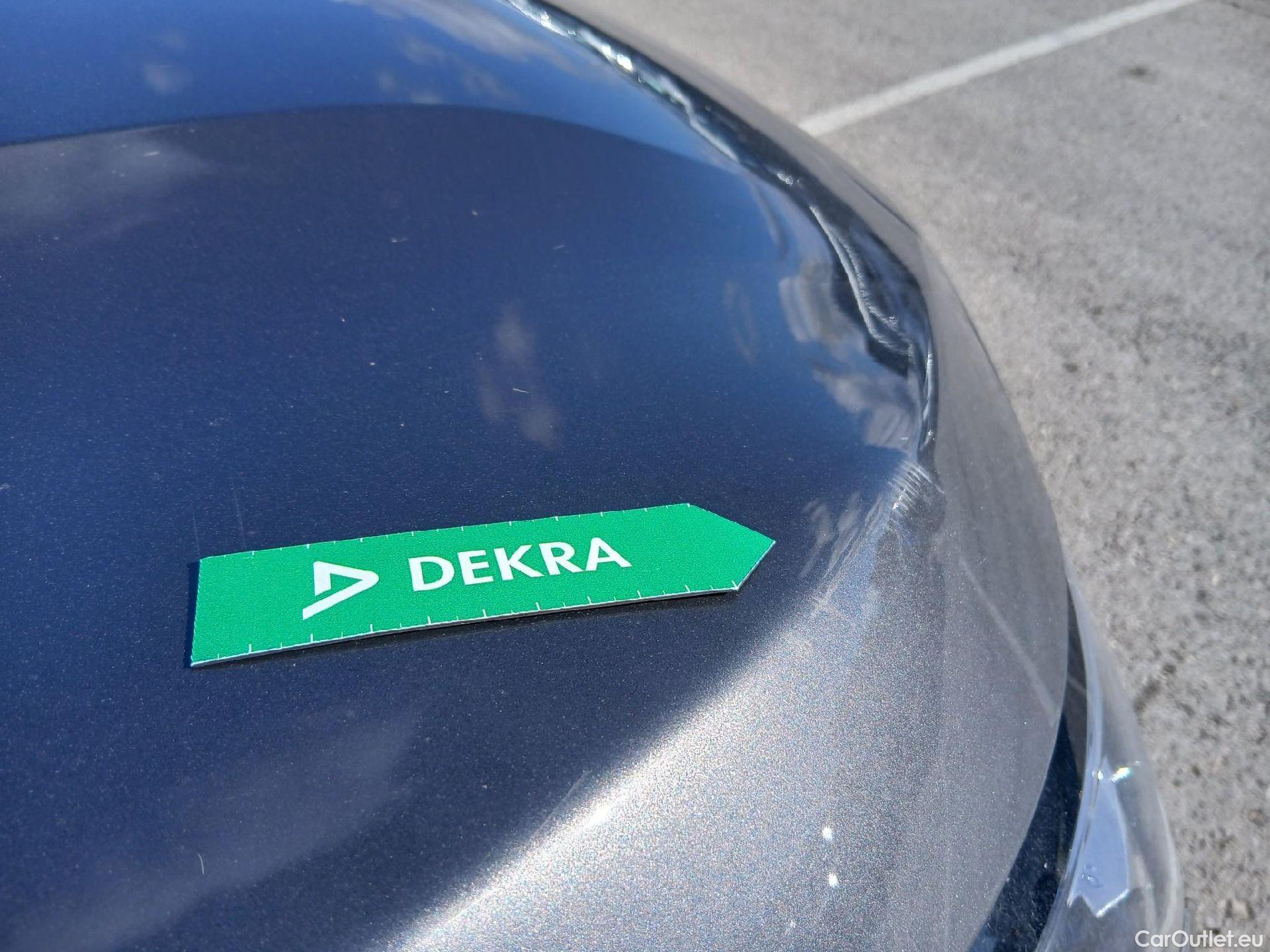  Peugeot  3008 PEUGEOT  / 2020 / 5P / todoterreno 1.5 BlueHDi 96kW (130CV) S&S Allure EAT8 #3