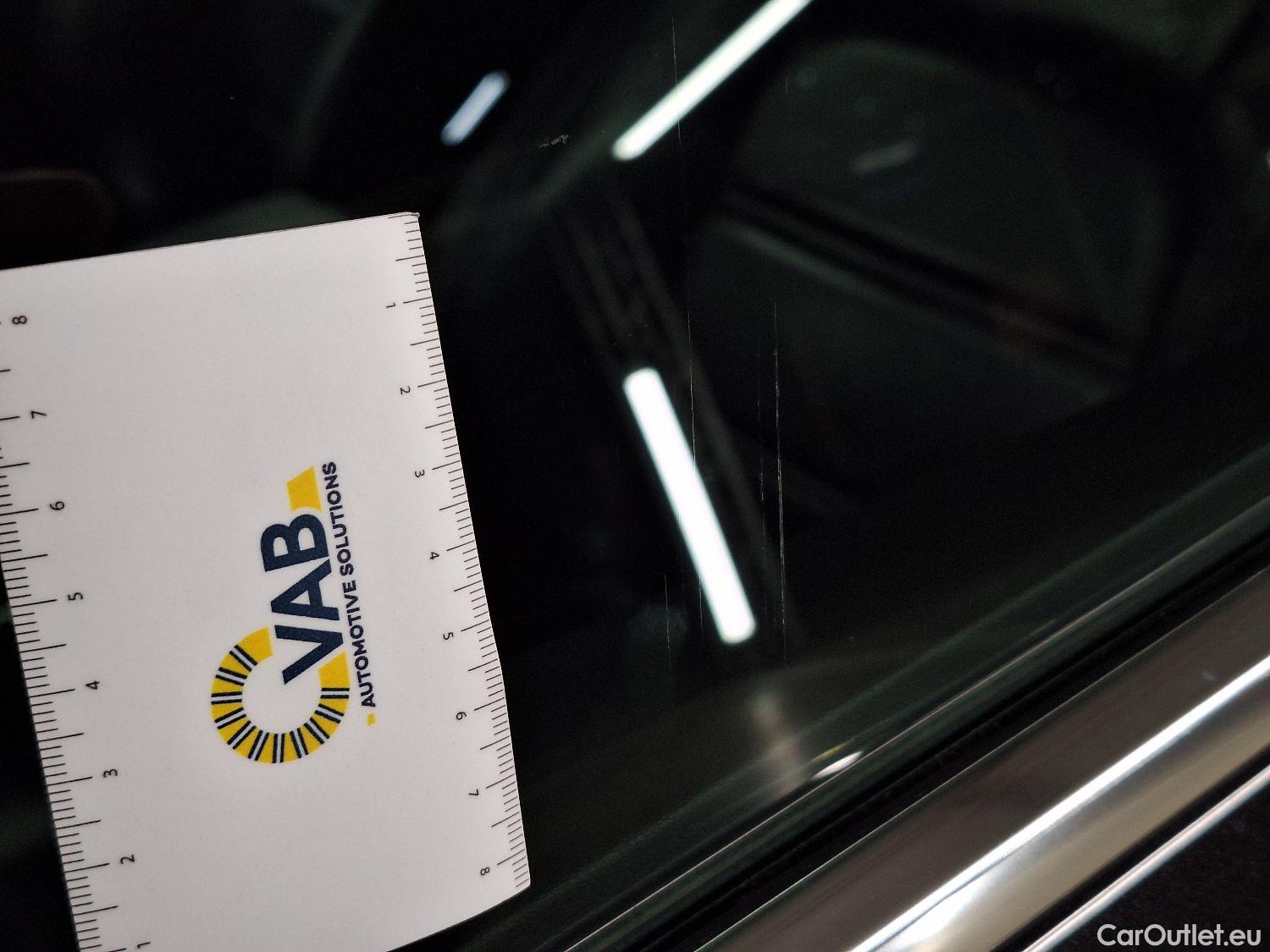  Jaguar  E-PACE Jaguar,  '17, Jaguar  D150 Aut. AWD S 5d #51