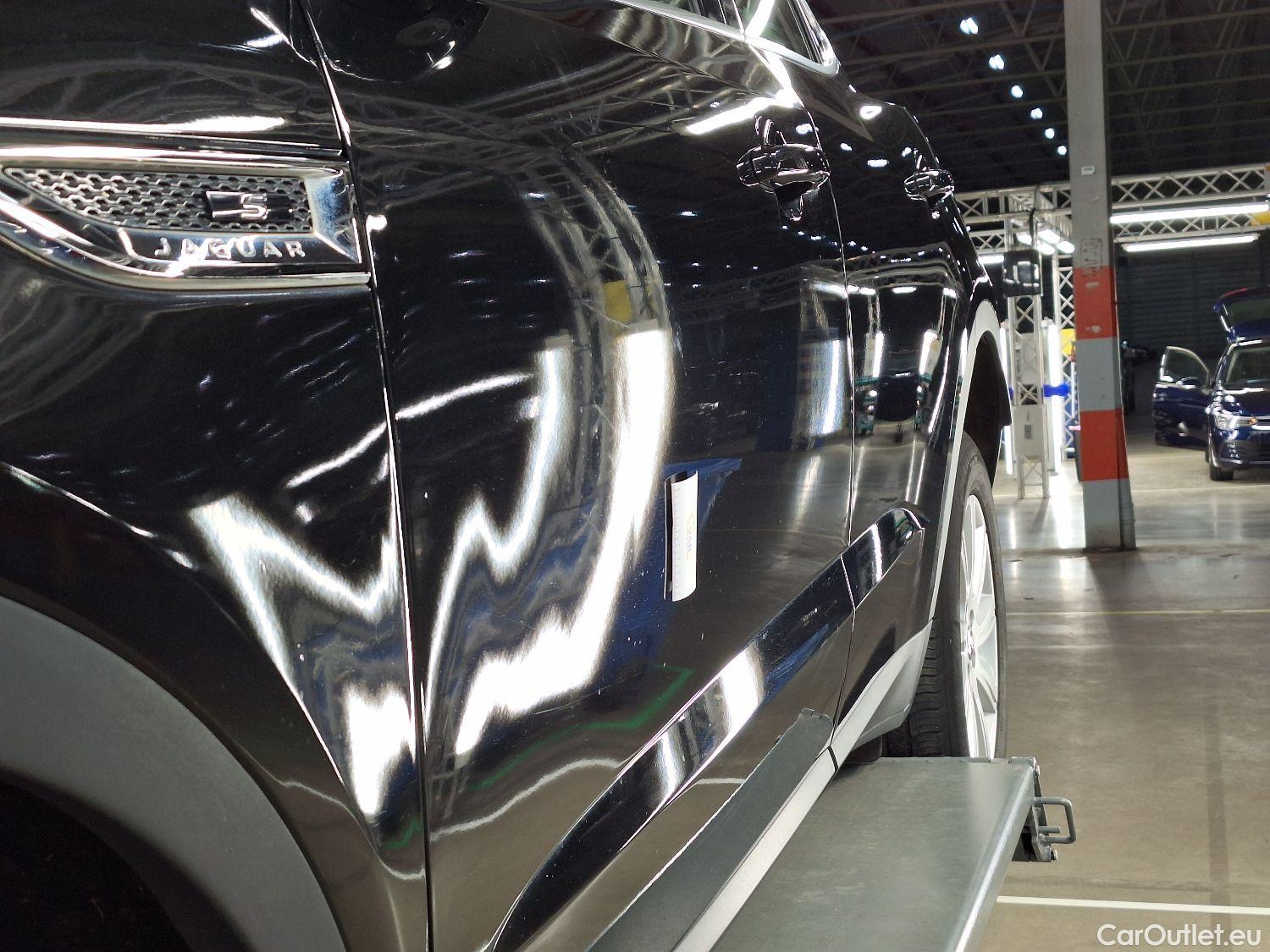  Jaguar  E-PACE Jaguar,  '17, Jaguar  D150 Aut. AWD S 5d #42