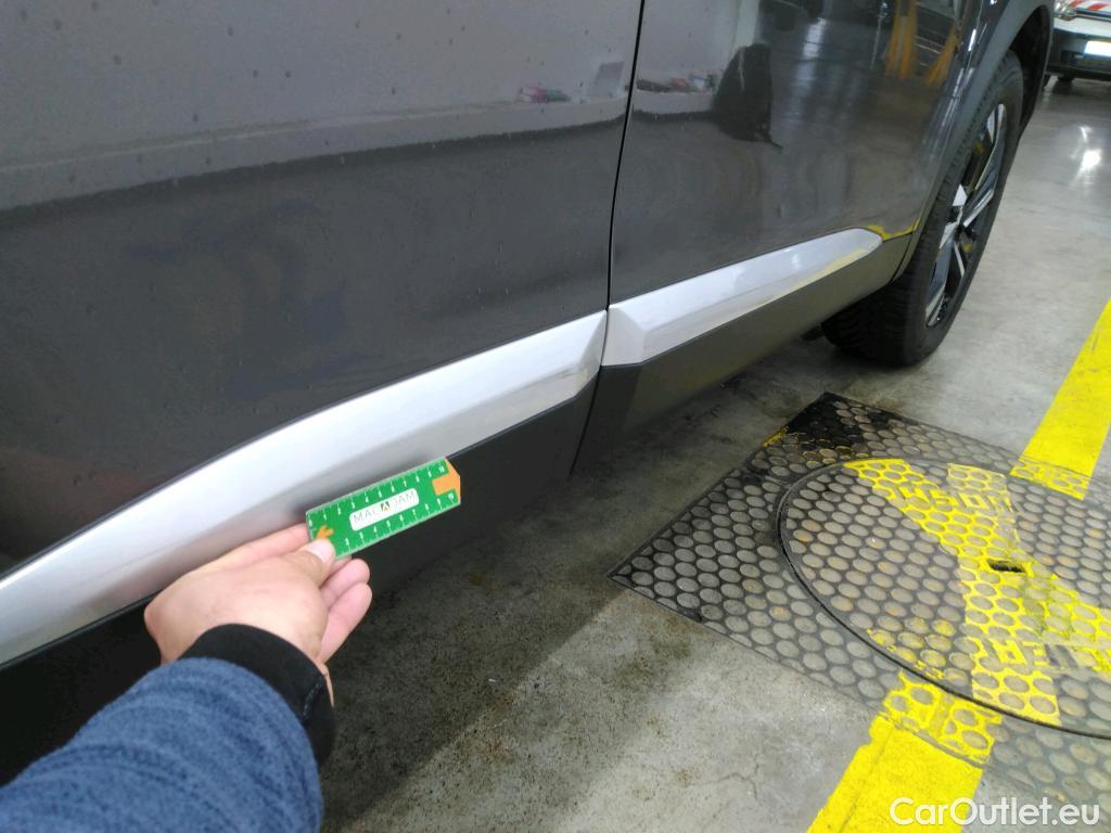  Peugeot  2008  Allure Business 1.2 PureTech 130CV BVA8 E6d #38