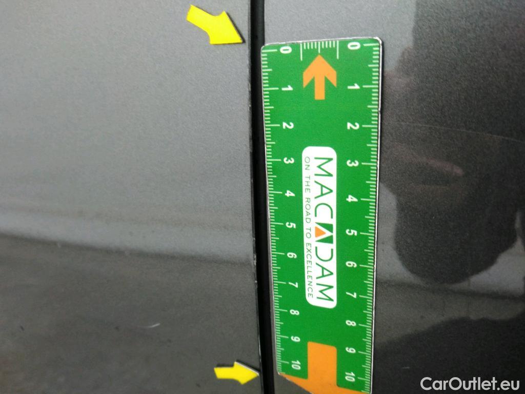  Peugeot  2008  Allure Business 1.2 PureTech 130CV BVA8 E6d #29