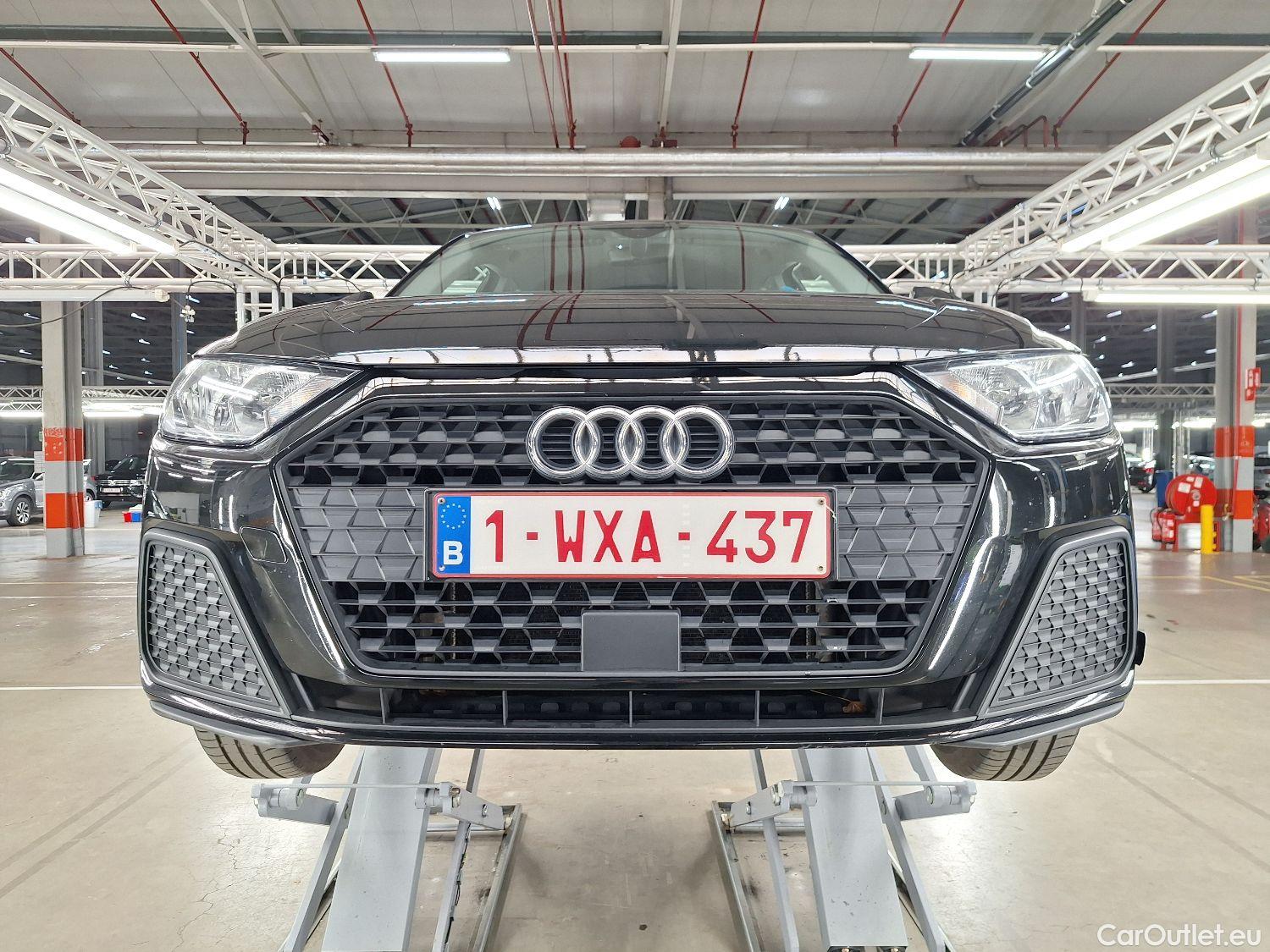  Audi  A1 Sportback Audi, A1 SB '18, Audi  1.0 25 TFSI 70kW 5d #1