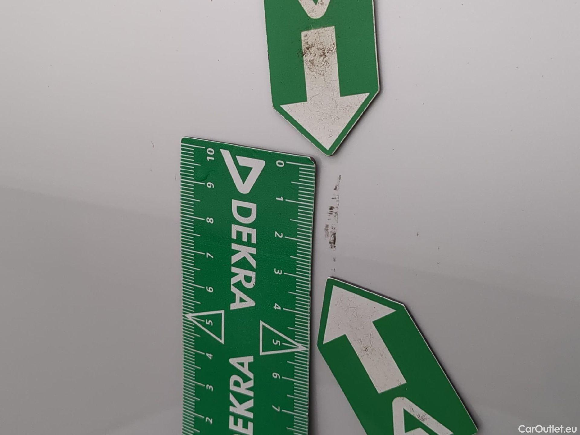  Bmw  Serie 3 BMW Série 3 Touring / 2022 / 5P / Break 318i 156ch Business Design BVA8 #13