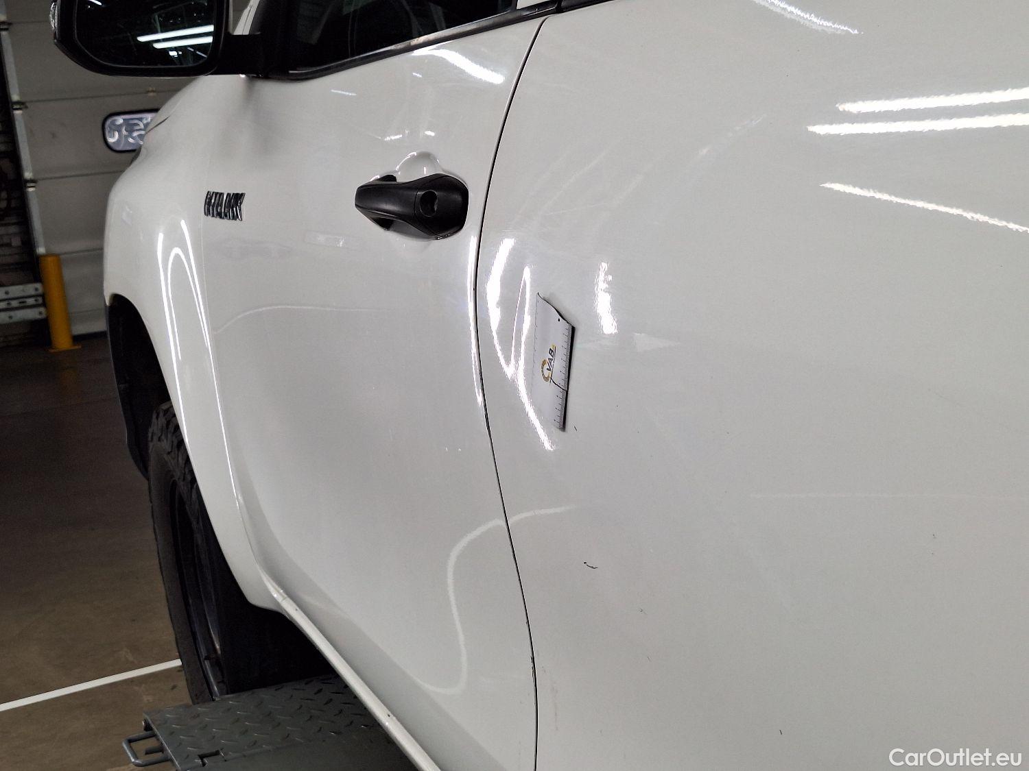  Toyota  Hilux Toyota, _Hi-Lux '16, Toyota  2.4 D-4D Double Cab Active 4d #30