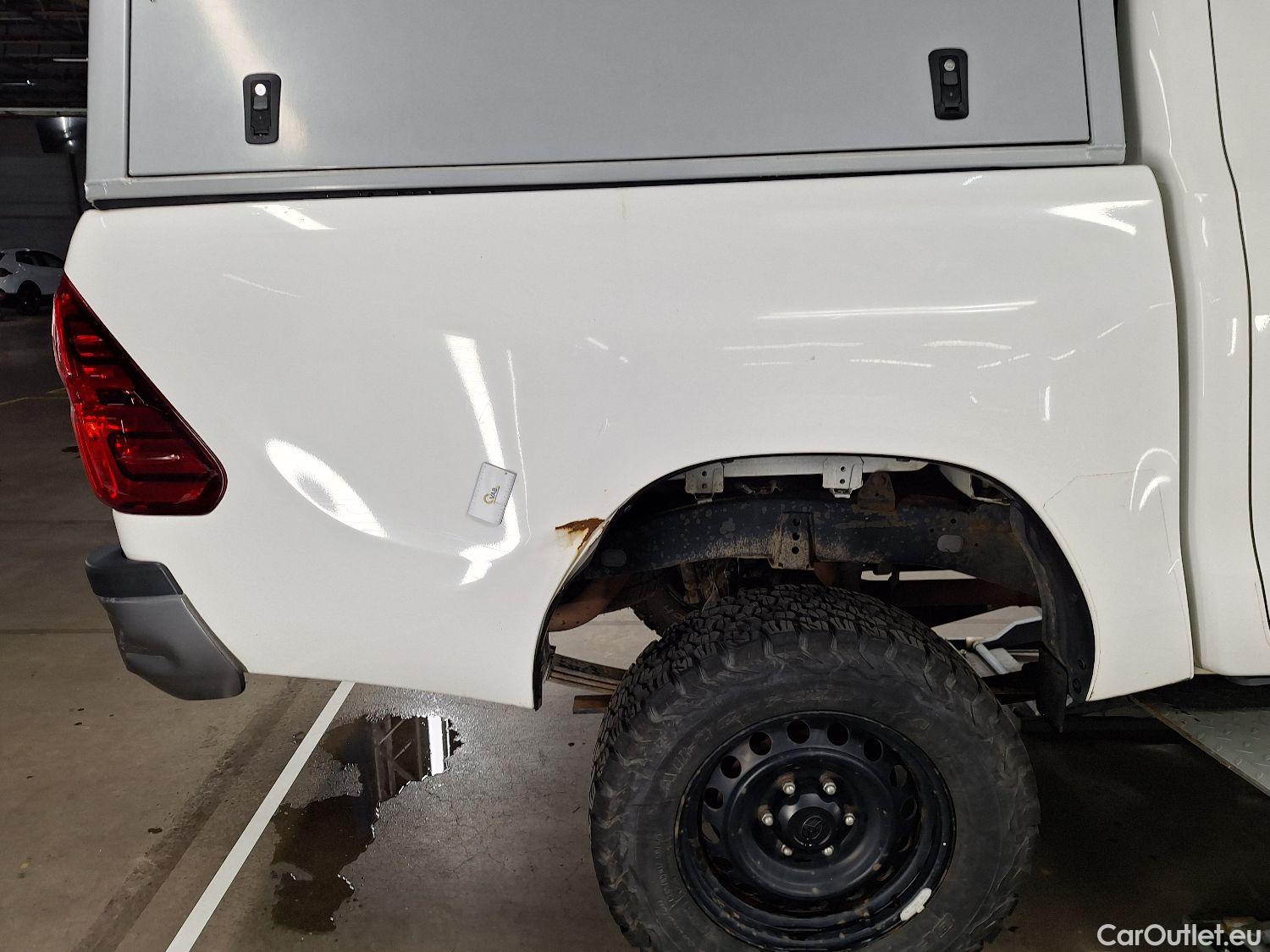  Toyota  Hilux Toyota, _Hi-Lux '16, Toyota  2.4 D-4D Double Cab Active 4d #20