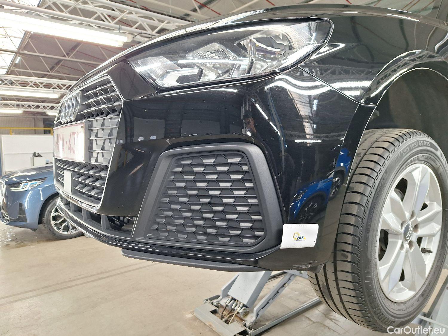  Audi  A1 Sportback Audi, A1 SB '18, Audi  1.0 25 TFSI 70kW 5d #3