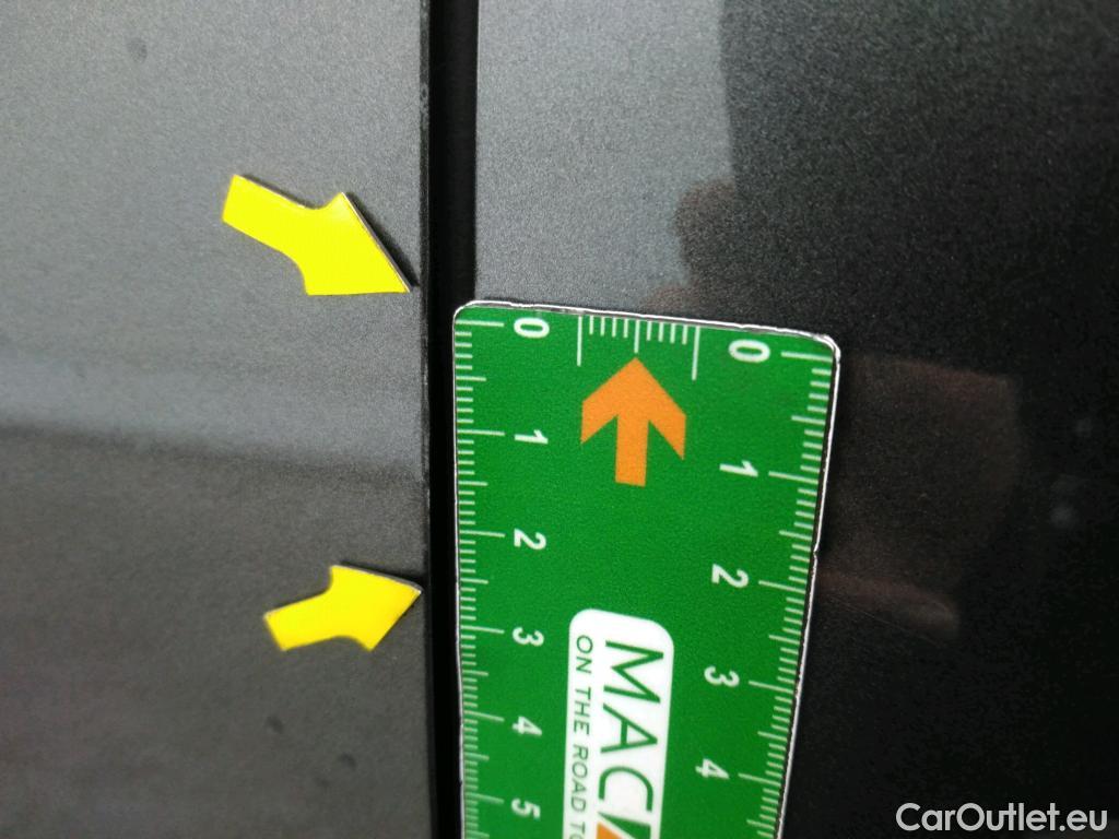  Peugeot  2008  Allure Business 1.2 PureTech 130CV BVA8 E6d #30