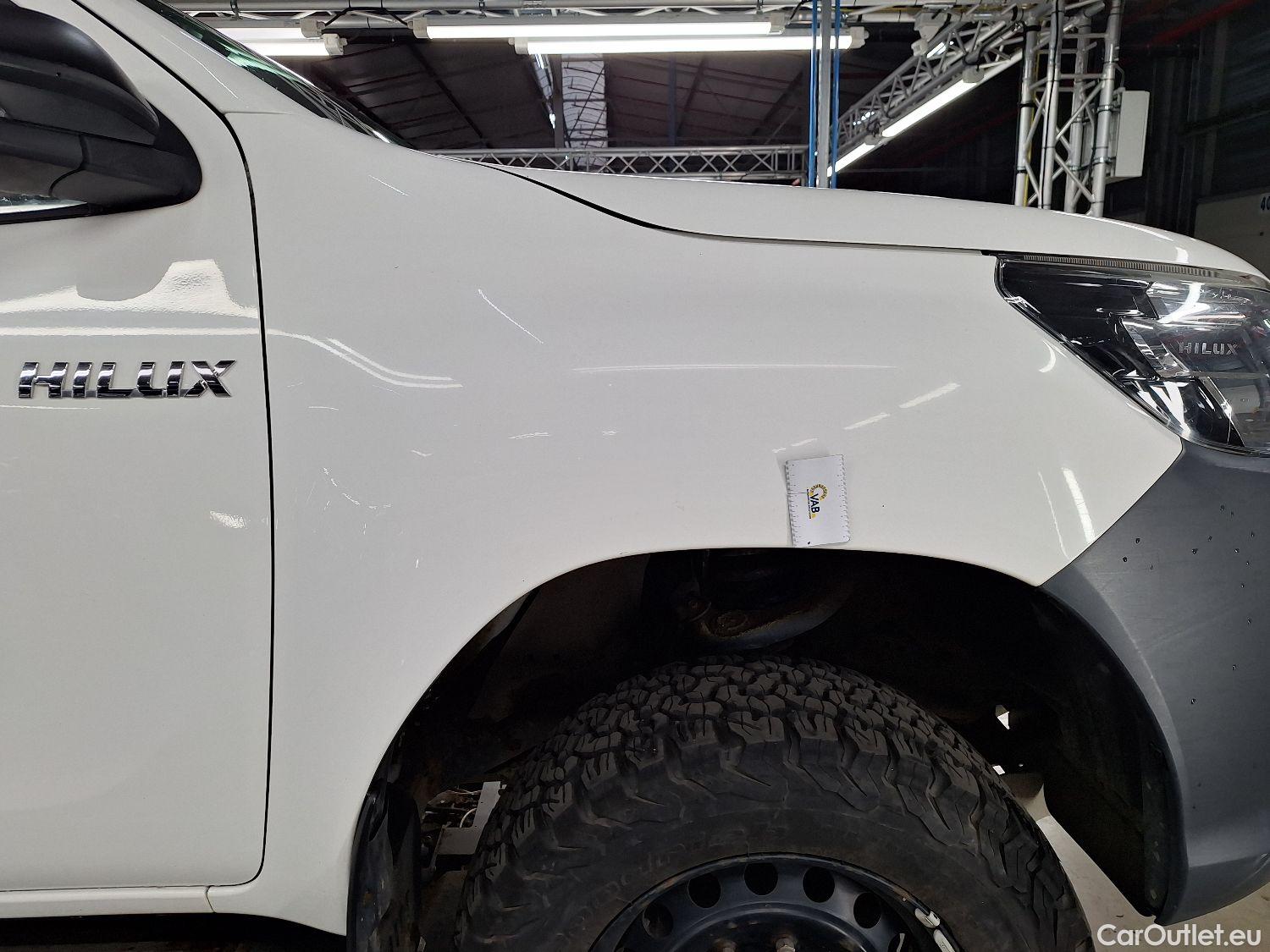  Toyota  Hilux Toyota, _Hi-Lux '16, Toyota  2.4 D-4D Double Cab Active 4d #8